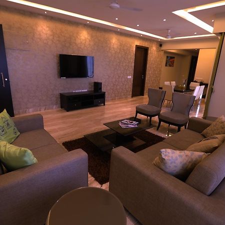Lakeview Service Apartments Колката Екстериор снимка
